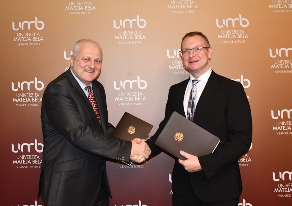 Konzorcium UMB a UKF v novej etape partnerstva